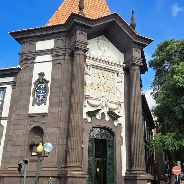 Edifício do Banco de Portugal no centro do Funchal